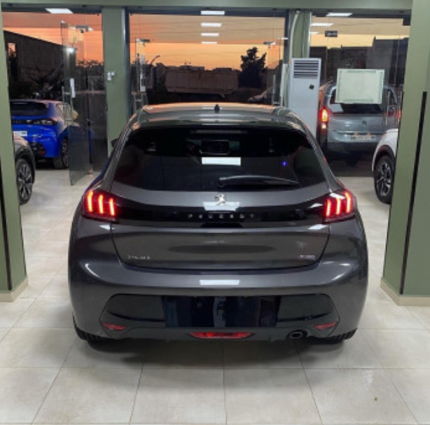 Peugeot 208 2022 Allure
