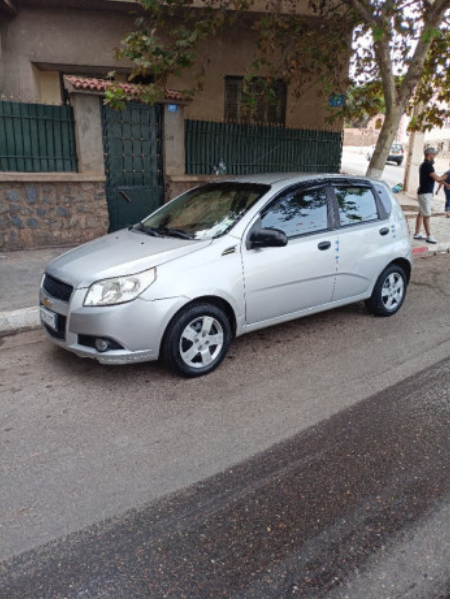 Chevrolet Aveo 5 Portes 2011 Aveo 5 Portes 150 Millions Fixe