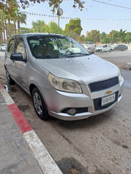 Chevrolet Aveo 5 Portes 2011 Aveo 5 Portes 150 Millions Fixe