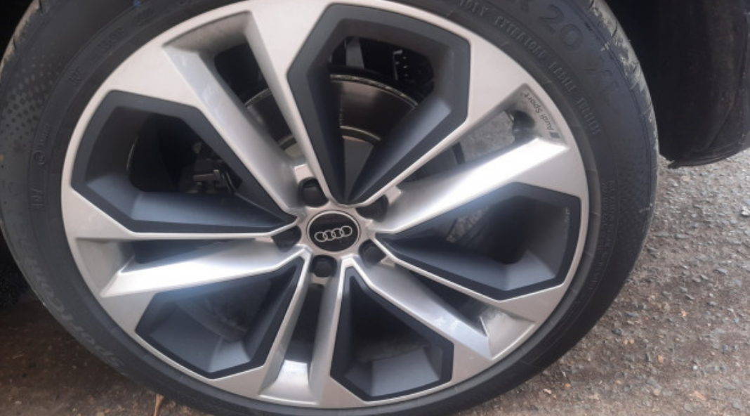 Audi Q3 2022 S Line