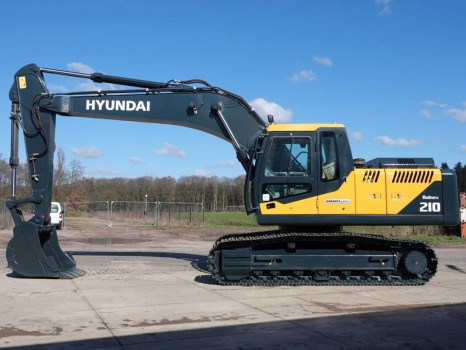 Hyundai 210 SMART 2022