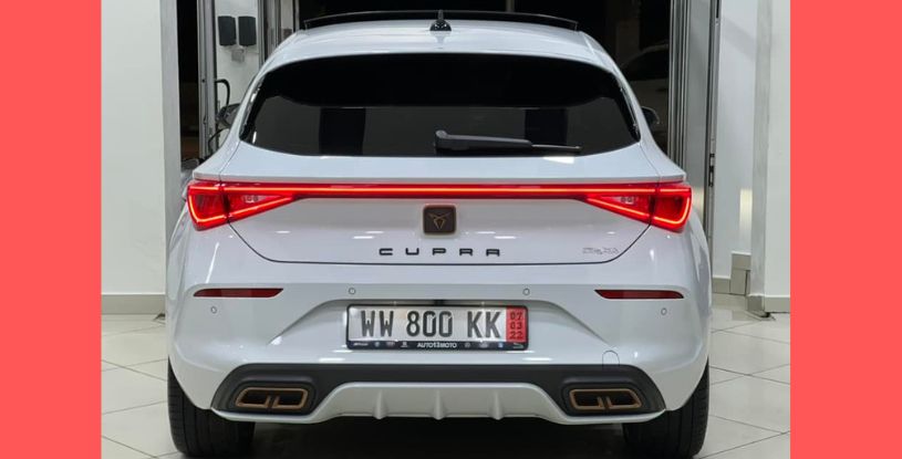 SEAT LEON CUPRA FULL-OPTION – ANNEE : 2021