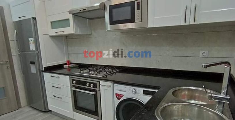 LOCATION D’UN APPARTEMENT F3 ÉQUIPE aakid lotfi Oran