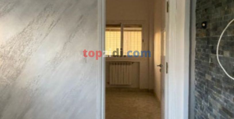 LOCATION D’UN APPARTEMENT F3 ÉQUIPE aakid lotfi Oran