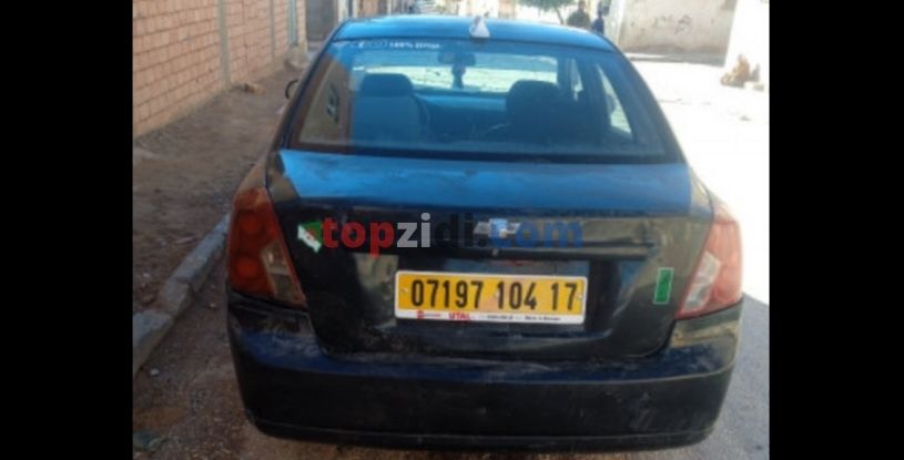 Chevrolet Optra 4 Portes 2004 Optra 4 Portes Accepte l’échange