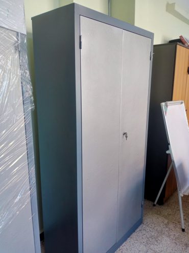 METALLIC CABINET 2 DOOR