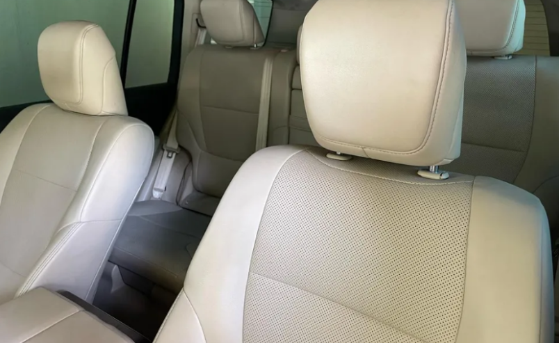 TOYOTA LAND CRUISER 2022 GXR GCC SPECS