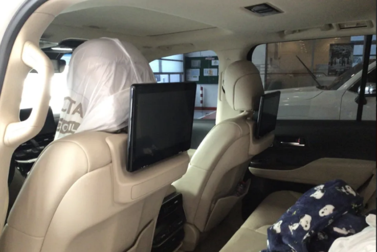 Toyota Land Cruiser 2022 Station VXR TOP
