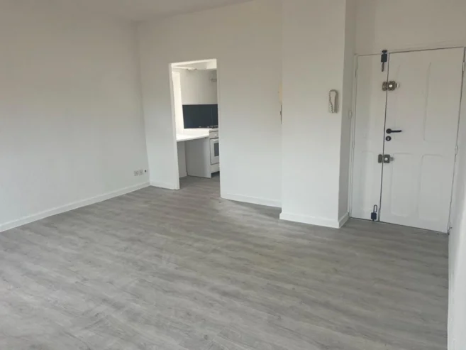 Studio rental – 29 m² – Istres City Center (13800)